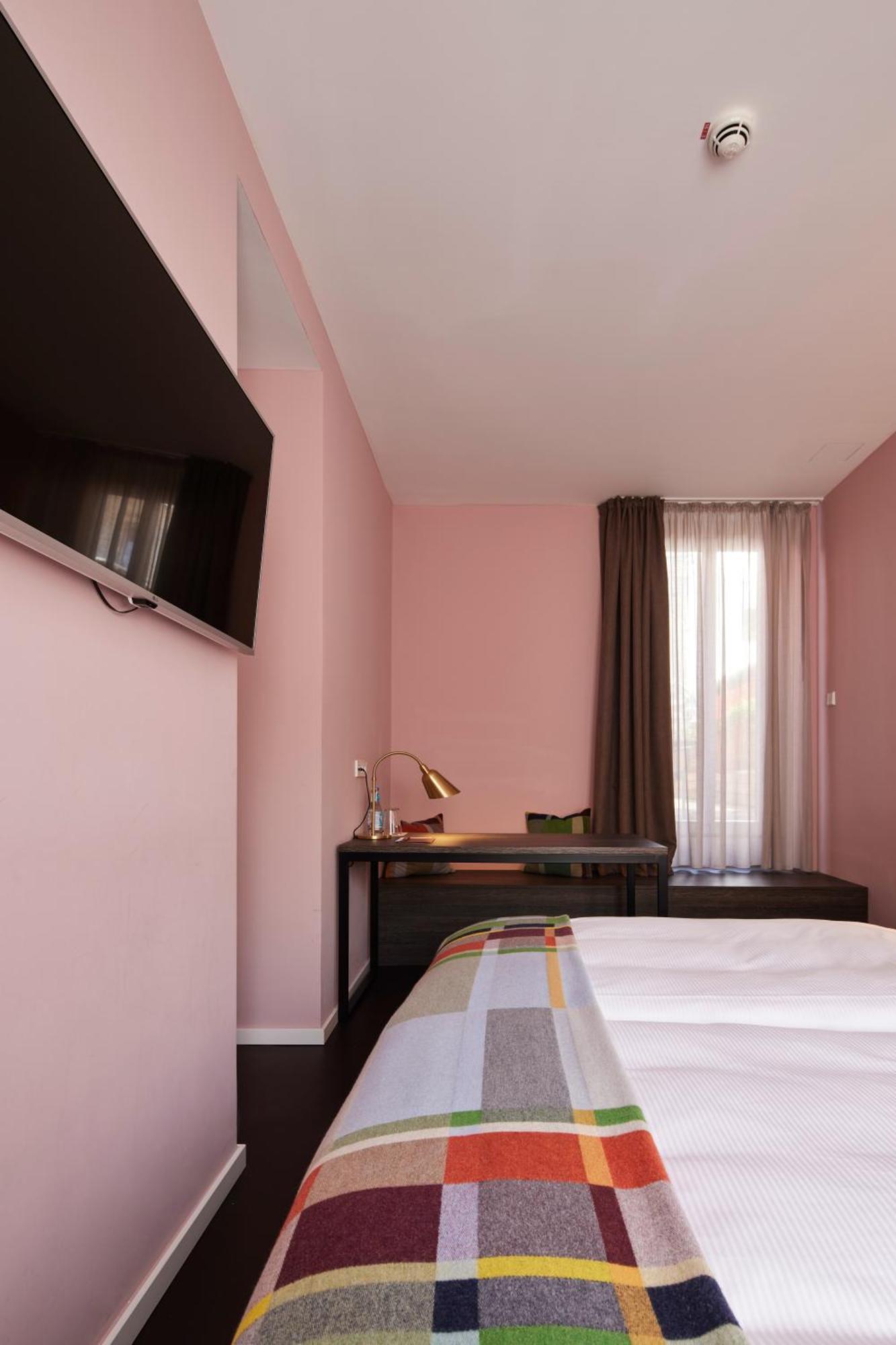 Central Hotel Muenster Bagian luar foto